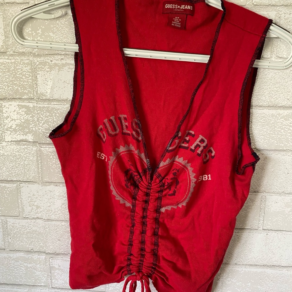 Guess Tank